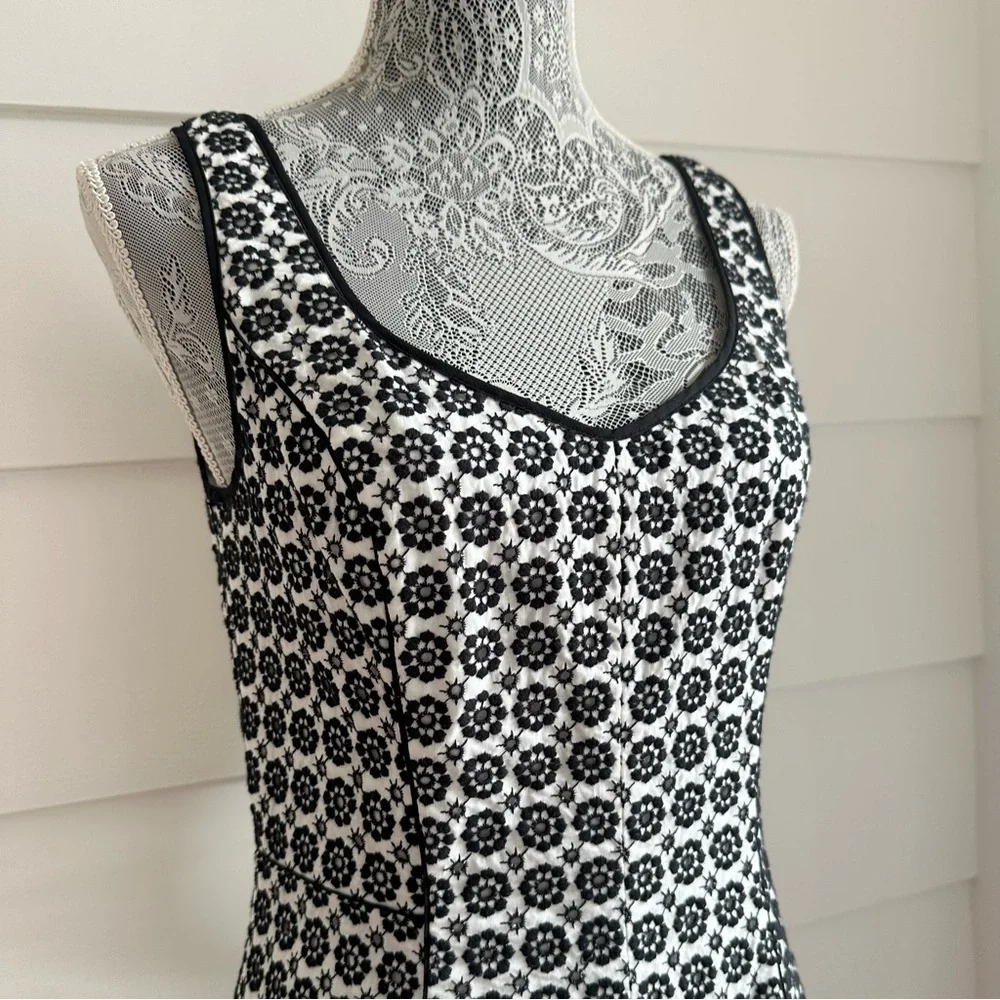 Betsey Johnson Dress Y2K Black and White Lace Skater Dress size 6 - Picture 6 of 9
